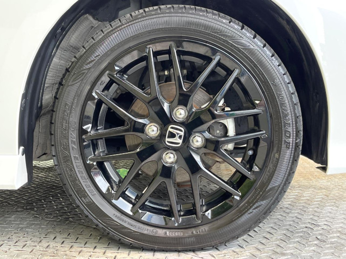 2022 Honda N-BOX CUSTOM 6BA-JF3 (UW-6a03ea822cc3b)[18]