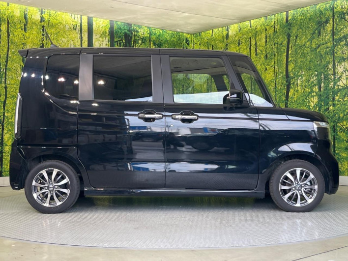 2024 Honda N-BOX CUSTOM 6BA-JF5 (UW-6a03ea88ed58b)[23]
