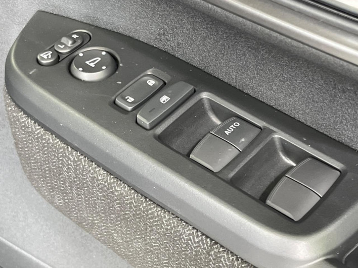 2026 Honda N-BOX CUSTOM 6BA-JF5 (UW-6a03ea8b8b0db)[5]