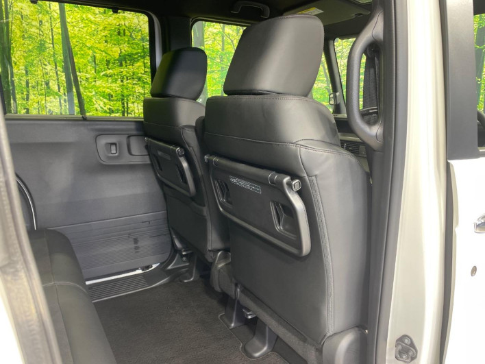 2025 Honda N-BOX CUSTOM 6BA-JF5 (UW-6a03ea8dc3df1)[24]