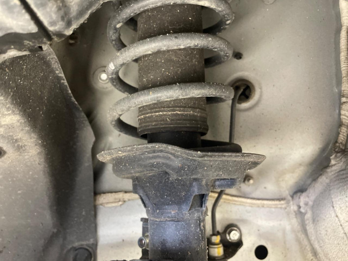 2025 Honda N-BOX CUSTOM 6BA-JF5 (UW-6a03ea8dc3df1)[6]