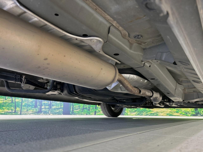 2019 Honda N-WGN Custom DBA-JH1 (UW-6a03ea91056cd)[24]