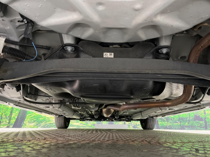2020 Toyota Yaris 5BA-KSP210 (UW-6a03ea9ea1ba9)[28]