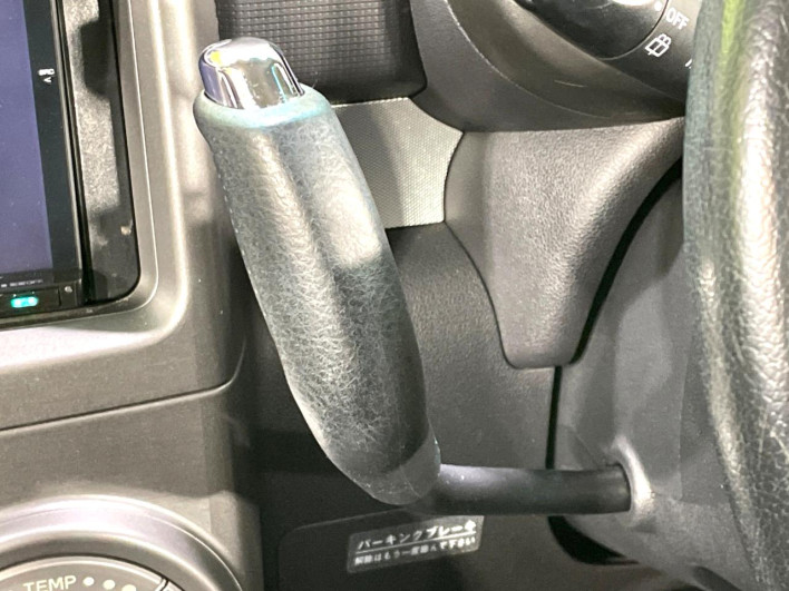 2013 Daihatsu Move Conte DBA-L575S (UW-6a03eaa1dd559)[28]
