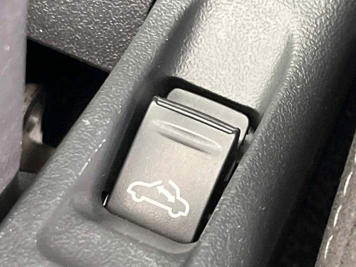 2016 Daihatsu Copen DBA-LA400K (UW-6a03eaab3a367)[24]