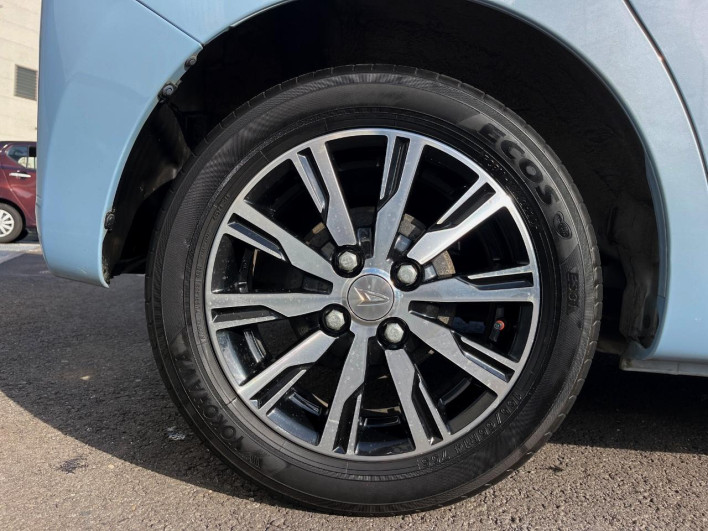 2017 Daihatsu Wake DBA-LA700S (UW-6a03eab4f346d)[12]