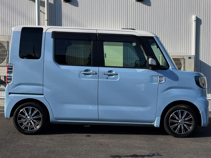2017 Daihatsu Wake DBA-LA700S (UW-6a03eab4f346d)[23]