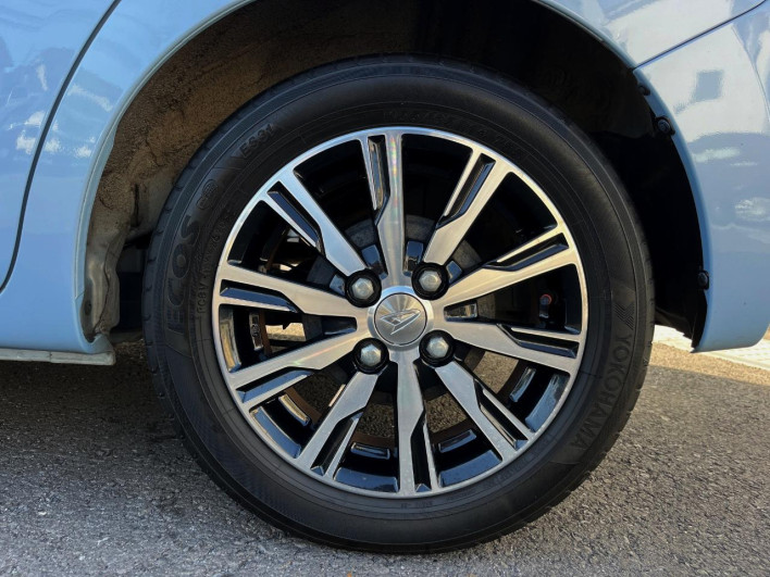 2017 Daihatsu Wake DBA-LA700S (UW-6a03eab4f346d)[11]