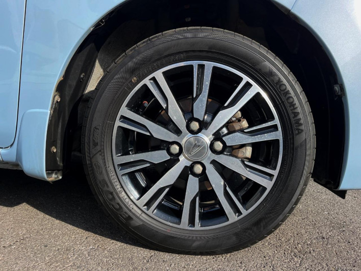 2017 Daihatsu Wake DBA-LA700S (UW-6a03eab4f346d)[13]
