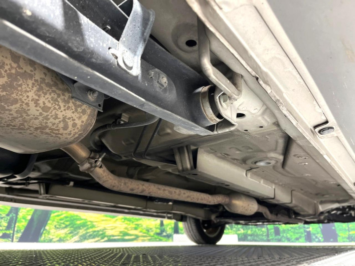 2013 Suzuki Spacia Custom DBA-MK32S (UW-6a03eacbcb62b)[4]
