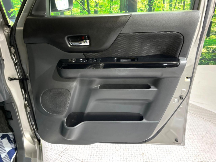 2013 Suzuki Spacia Custom DBA-MK32S (UW-6a03eacbcb62b)[17]