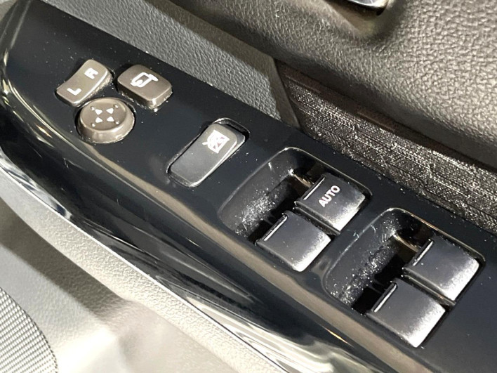 2013 Suzuki Spacia Custom DBA-MK32S (UW-6a03eacbcb62b)[18]