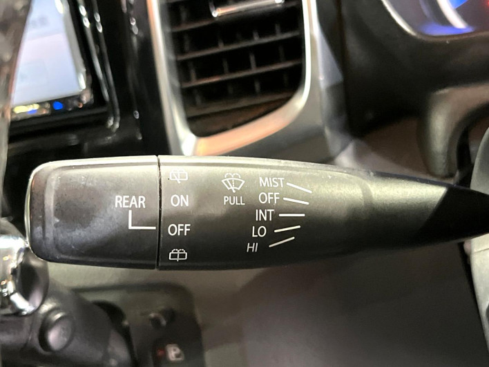 2013 Suzuki Spacia Custom DBA-MK32S (UW-6a03eacbcb62b)[24]