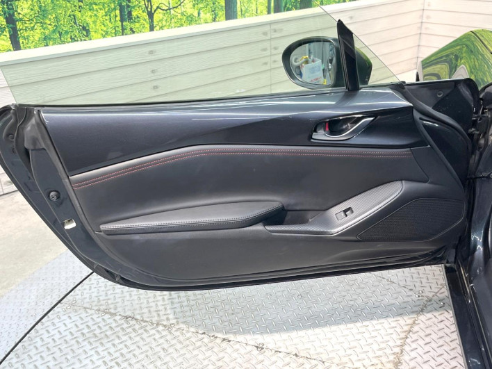 2015 Mazda Roadster DBA-ND5RC (UW-6a03eaee5fa5b)[26]