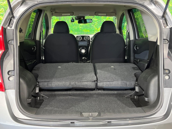 2013 Nissan Note DBA-NE12 (UW-6a03eaef2f049)[16]