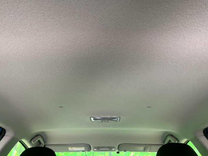 2015 Toyota Aqua DAA-NHP10 (UW-6a03eaf0083b7)[16]