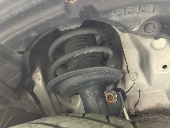 2019 Toyota Aqua DAA-NHP10 (UW-6a03eaf18b5f3)[5]
