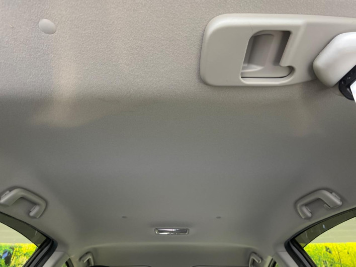 2019 Toyota Aqua DAA-NHP10 (UW-6a03eaf18b5f3)[16]