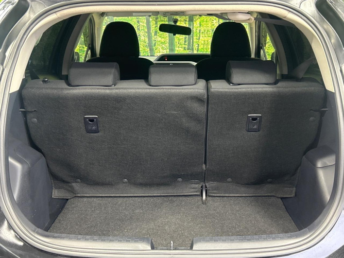 2014 Toyota Aqua DAA-NHP10 (UW-6a03eaf2e3a7b)[20]