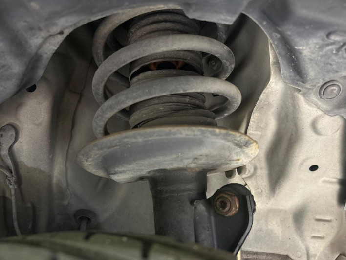2014 Toyota Aqua DAA-NHP10 (UW-6a03eaf2e3a7b)[10]