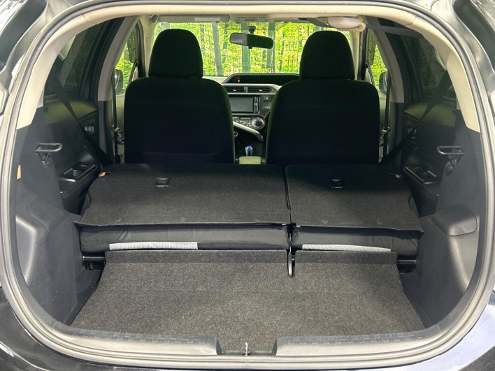 2014 Toyota Aqua DAA-NHP10 (UW-6a03eaf2e3a7b)[21]