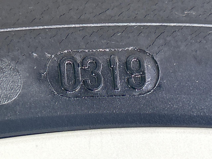 2014 Toyota Aqua DAA-NHP10 (UW-6a03eaf2e3a7b)[9]
