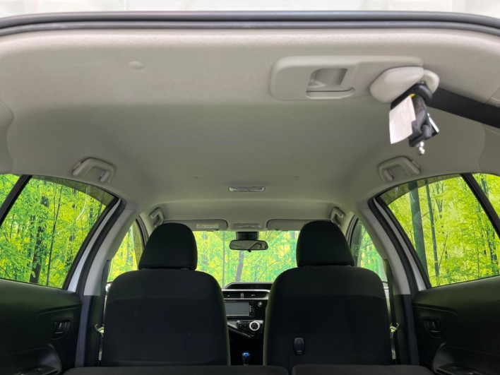 2018 Toyota Aqua DAA-NHP10 (UW-6a03eaf48ad51)[22]