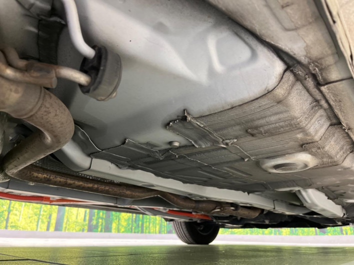2018 Toyota Aqua DAA-NHP10 (UW-6a03eaf48ad51)[20]
