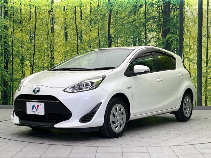 2018 Toyota Aqua DAA-NHP10 (UW-6a03eaf48ad51)[13]