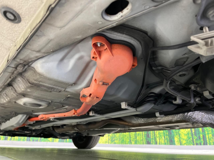 2018 Toyota Aqua DAA-NHP10 (UW-6a03eaf48ad51)[17]