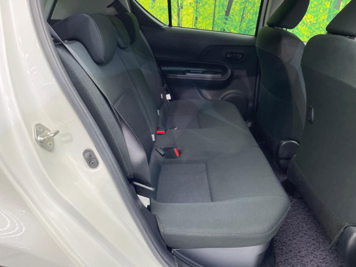 2018 Toyota Aqua DAA-NHP10 (UW-6a03eaf48ad51)[29]