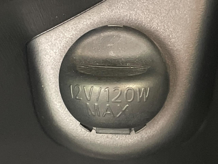 2013 Toyota Vitz DBA-NSP130 (UW-6a03eaf700efa)[16]