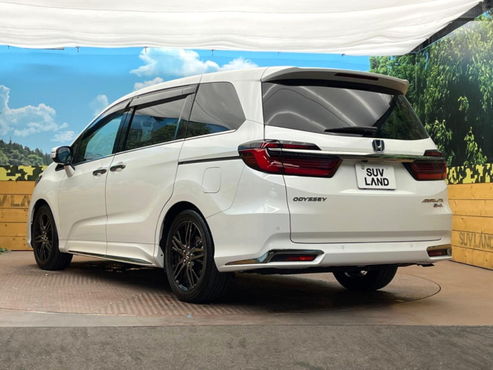 2021 Honda Odyssey Hybrid 6AA-RC4 (UW-6a03eafeaa77d)[23]
