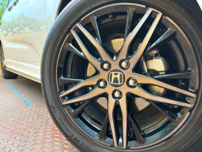 2021 Honda Odyssey Hybrid 6AA-RC4 (UW-6a03eafeaa77d)[15]
