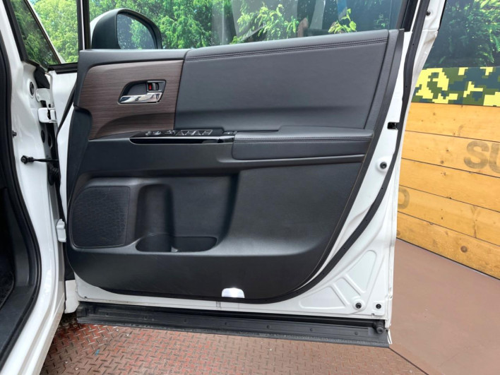 2021 Honda Odyssey Hybrid 6AA-RC4 (UW-6a03eafeaa77d)[28]