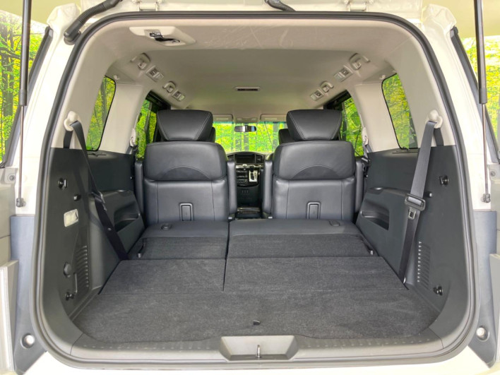 2013 Nissan Elgrand DBA-TE52 (UW-6a03eb0a5250d)[19]