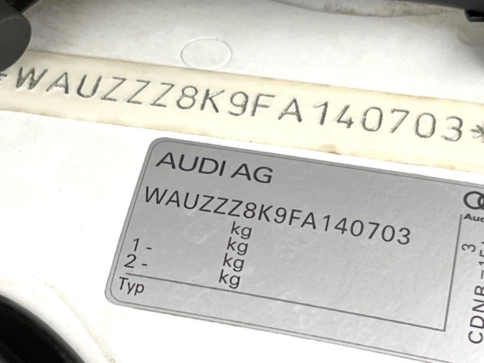2015 Audi A4 Avant DBA-8KCDN (UW-6a03eb17ecf99)[1]