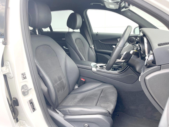 2018 Mercedes Benz GLC DBA-253946 (UW-6a03eb1e47a1a)[25]