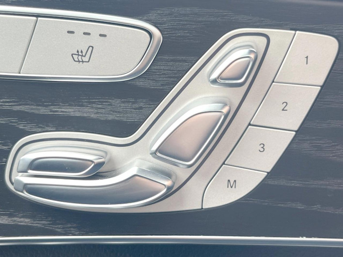 2018 Mercedes Benz GLC DBA-253946 (UW-6a03eb1e47a1a)[29]