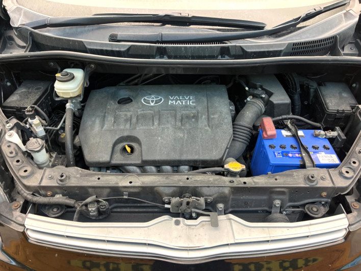 2009 Toyota Voxy DBA-ZRR70W (UW-6a03eb271169a)[4]