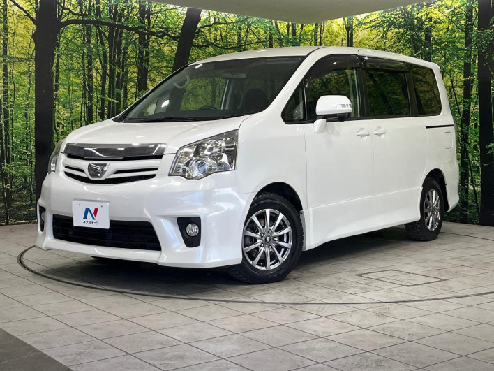 2013 Toyota Noah DBA-ZRR75W (UW-6a03eb279971b)[0]