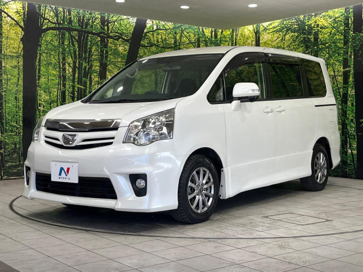2013 Toyota Noah DBA-ZRR75W (UW-6a03eb279971b)[18]