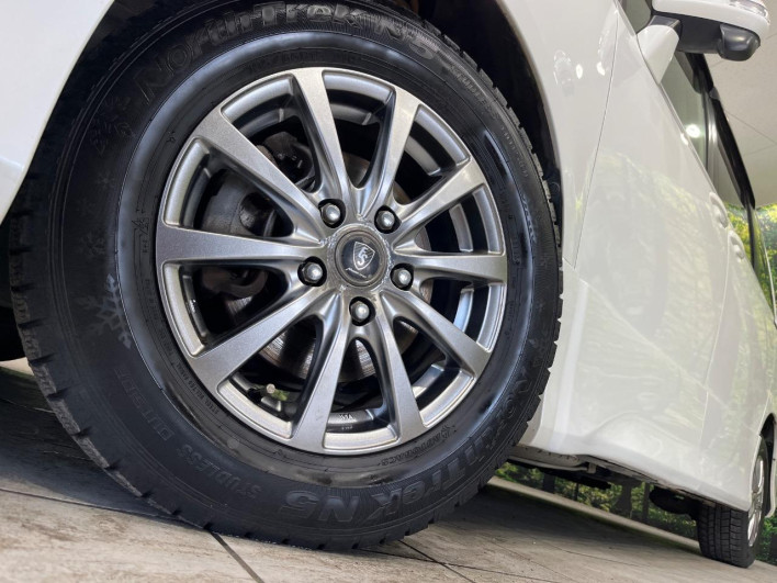 2013 Toyota Noah DBA-ZRR75W (UW-6a03eb279971b)[5]