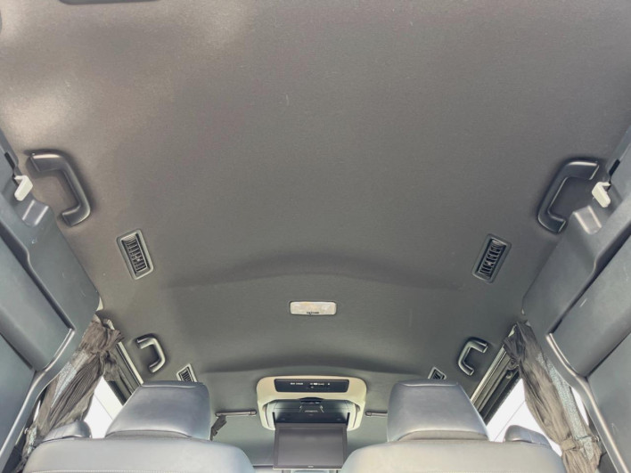 2016 Toyota Noah DBA-ZRR80W (UW-6a03eb2a37ecc)[7]