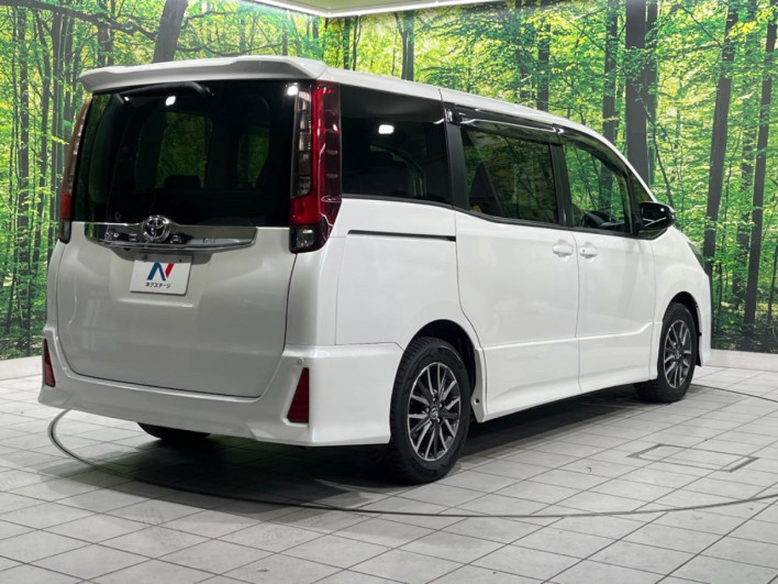 2017 Toyota Noah DBA-ZRR80W (UW-6a03eb2a779ed)[8]