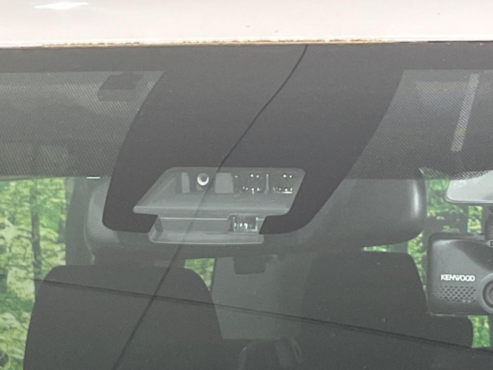 2017 Toyota Noah DBA-ZRR80W (UW-6a03eb2a779ed)[12]