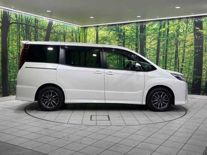 2017 Toyota Noah DBA-ZRR80W (UW-6a03eb2a779ed)[7]