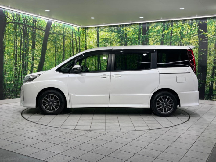 2017 Toyota Noah DBA-ZRR80W (UW-6a03eb2a779ed)[11]