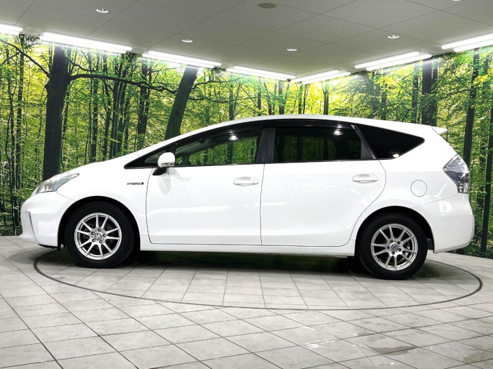 2011 Toyota Prius α DAA-ZVW41W (UW-6a03eb35ec762)[17]
