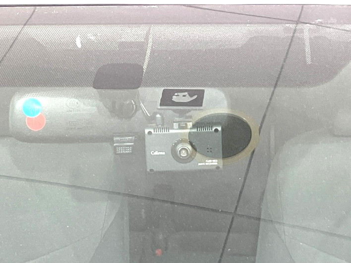 2011 Toyota Prius α DAA-ZVW41W (UW-6a03eb35ec762)[4]
